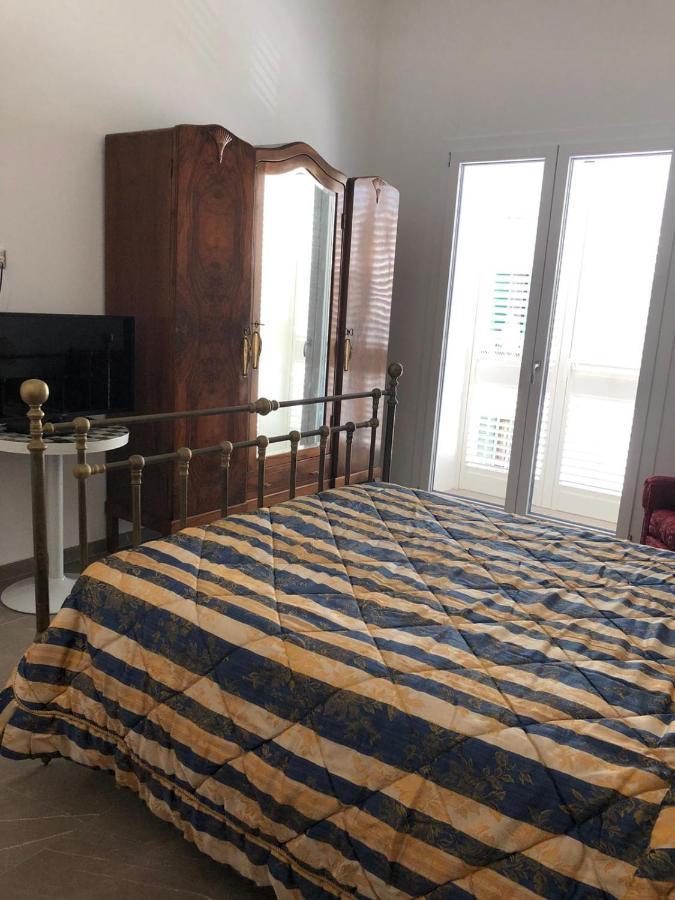 Josephine Holidays Lecce Exterior foto